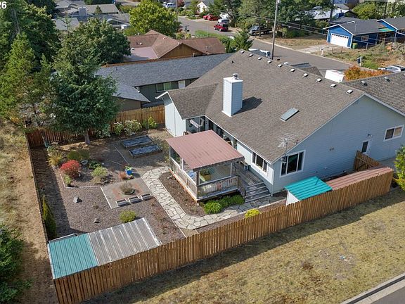 2nd image of 2288 11th St