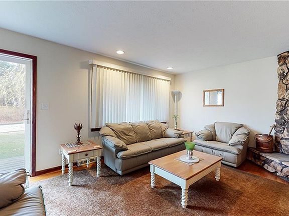 5th image of 152 Birch Ave