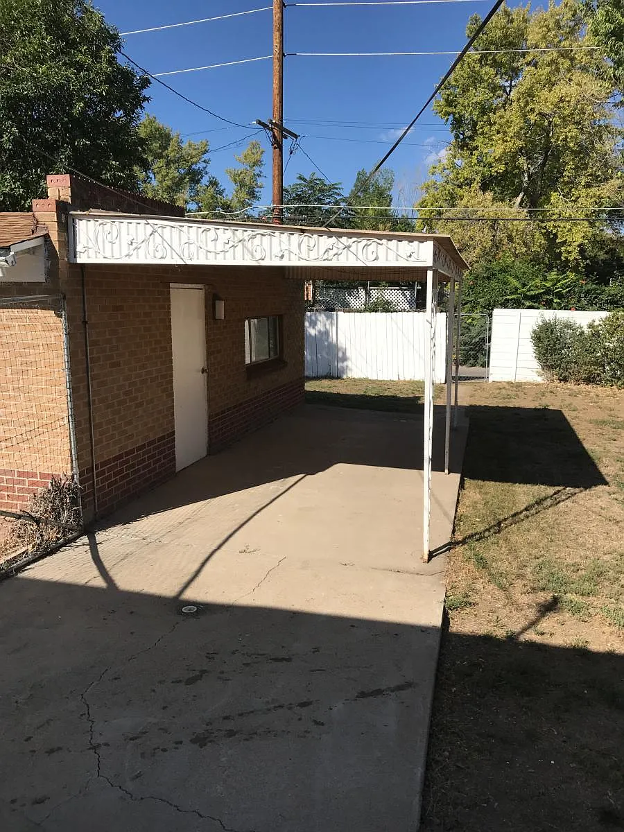 Building Photo - 1641 Akron St #HOUSE
