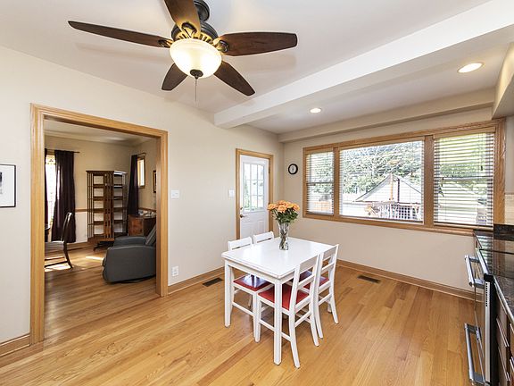 5th image of 4018 N Leclaire Ave