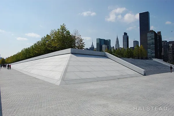 Rented by Halstead Real Estate | media 8