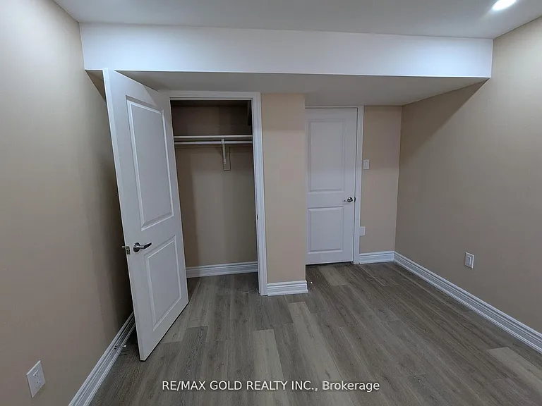 35 Latania Blvd — Photo 7