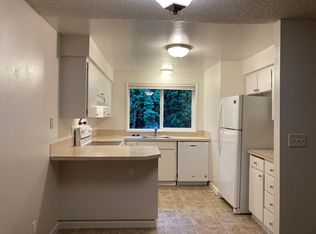 29815 SW Montebello Dr, Wilsonville, OR 97070