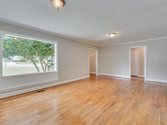 4th image of 2930 Congaree Ave NW