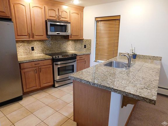 5th image of 142 Eagle Dr #B9
