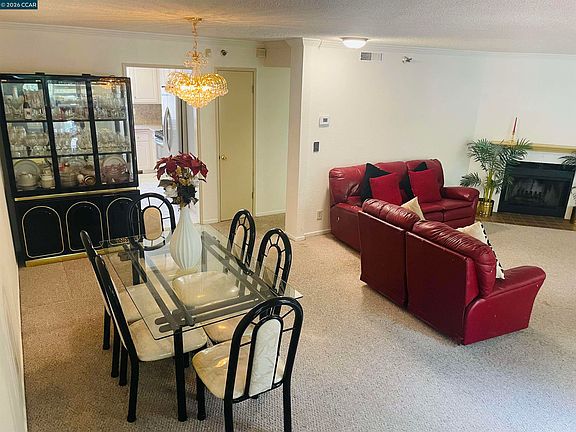 3rd image of 2121 Vale Rd APT 15
