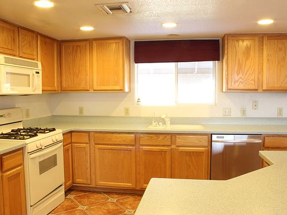 3rd image of 2443 S Avenue 7 E #1/2