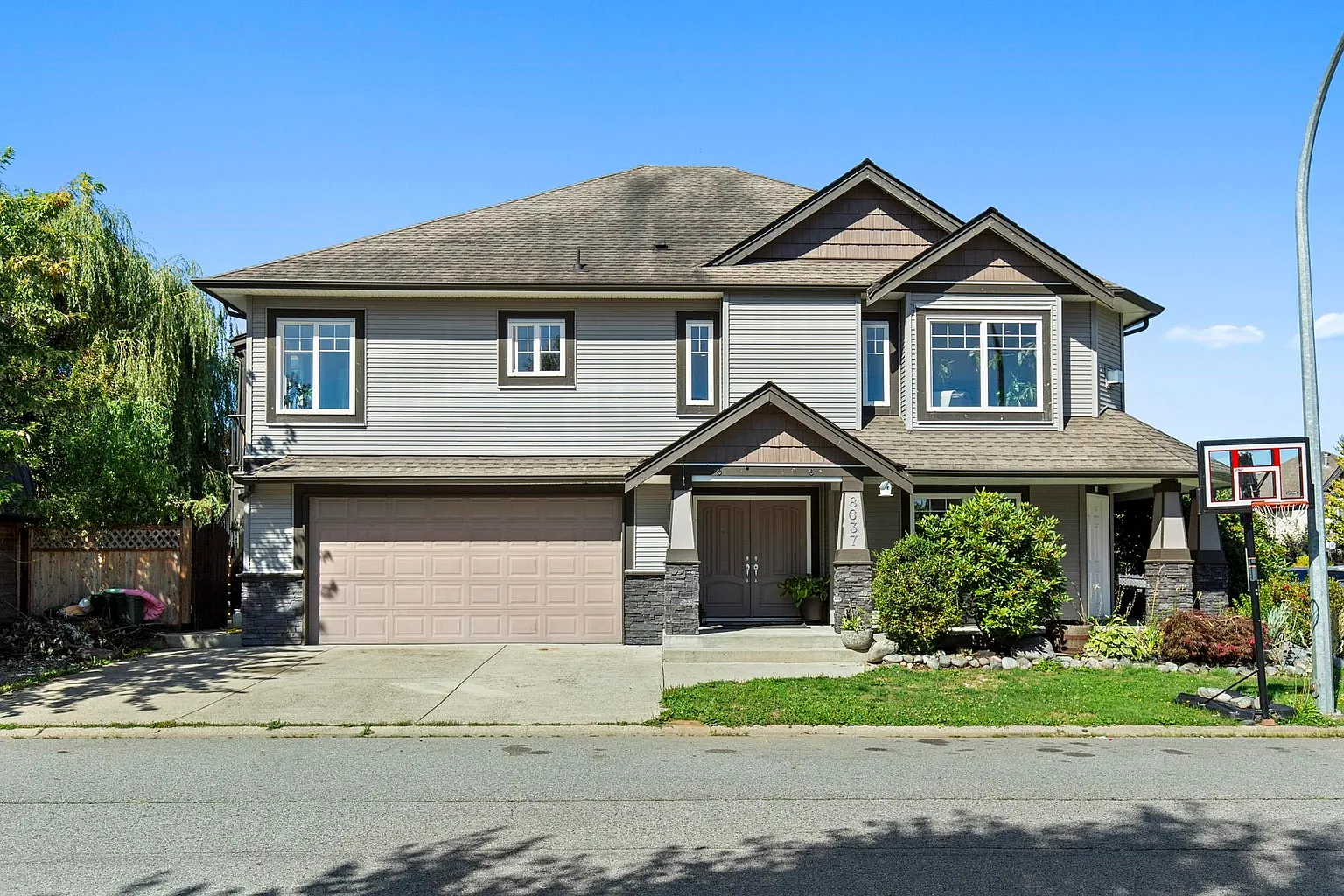 8637 Maynard Ter photo 1