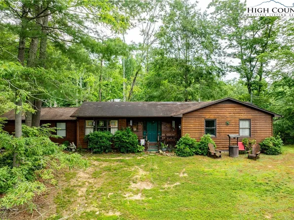 198 Forest Wood Lane, Mountain City, TN 37683