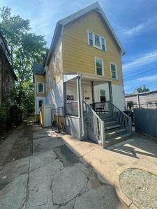 734 Orchard St, New Haven, CT, 06511