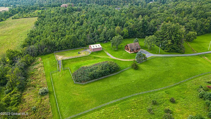 2nd image of 226 Diamond Hill Road