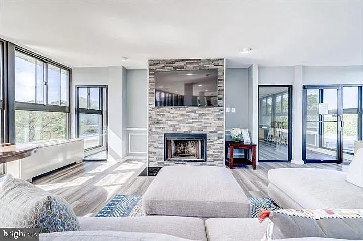 600 Roosevelt Blvd #312 — Photo 38