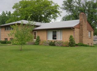 913 Reid St, Lakefield, MN 56150