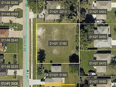 1st image of 629 SE 8th Pl