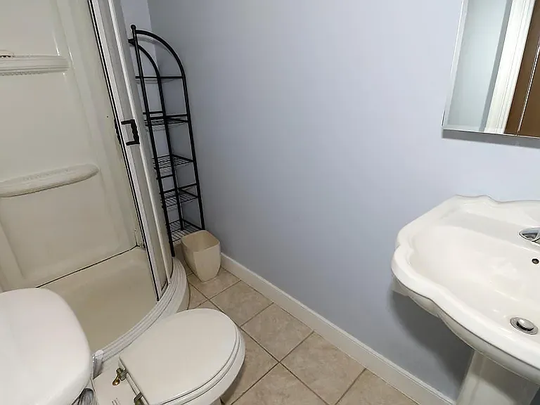 2 bed, 1104 sqft, $2,200 — Photo 3