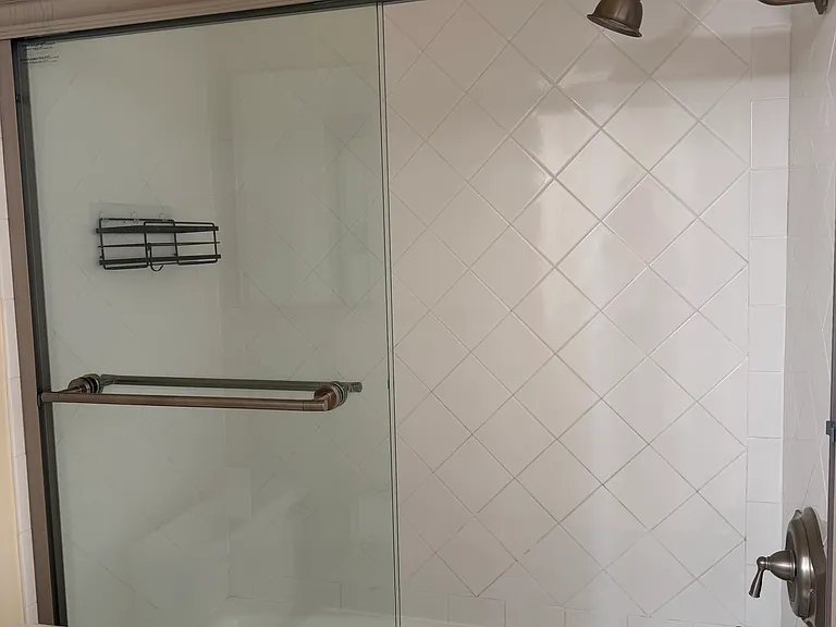 10747 Wilshire Blvd #1 — Photo 11