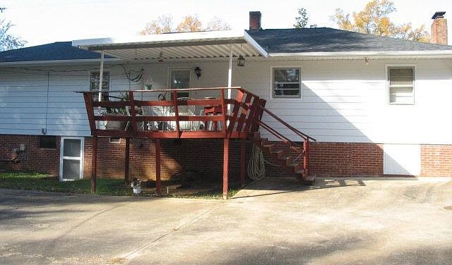 2nd image of 1411 Sulphur Springs Rd