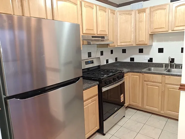 2605 S Indiana Ave #1909 — Photo 6