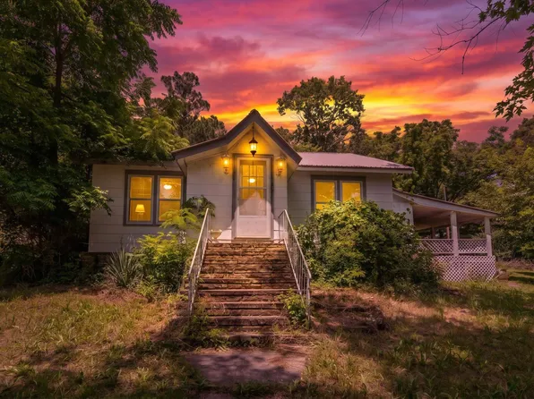 1175 Main St, Mammoth Spring, AR 72554