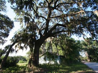 14 Bridgewood Rd, Saint Helena Island, SC 29920