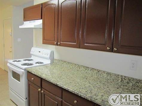 5th image of 1024 Opal Dr