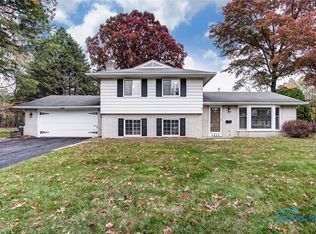 4434 Holly Hill Dr, Toledo, OH 43614