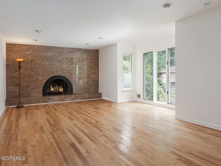 18 Seven Oaks Dr — Photo 10