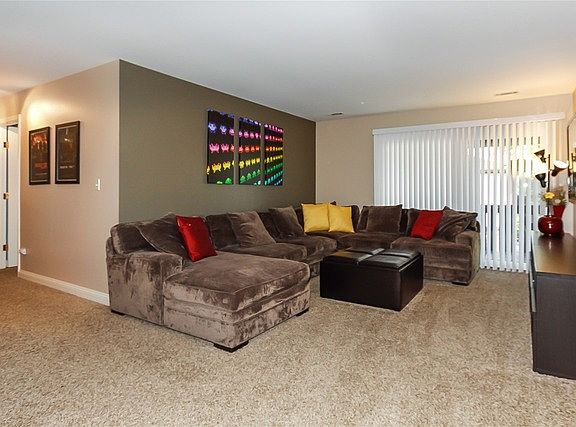 4th image of 677 Cross Creek Dr W #8DD