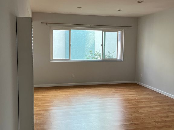 5th image of 1824 17th St APT 3