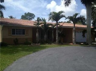 3671 NW 104th Ave, Coral Springs, FL 33065