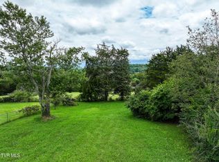 614 E Barton Ridge Rd, Greeneville, TN 37745