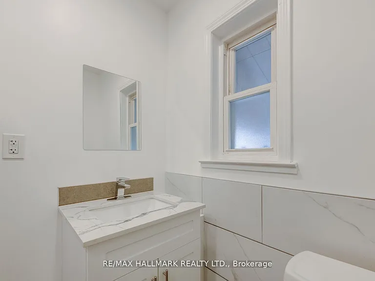 576 Ossington Ave S #2 — Photo 18