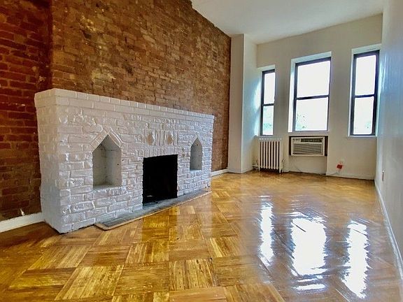 2nd image of 52 W 91st St #5N