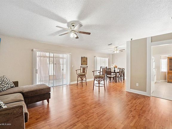 5th image of 3706 Prescott St