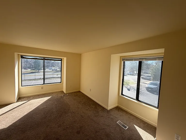 9709 Docena Dr — Photo 12