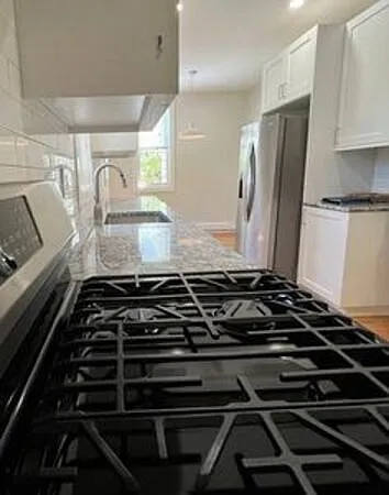 15 Westminster Ave #1 — Photo 11