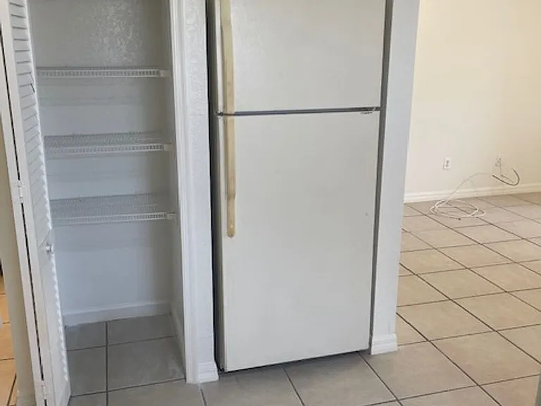 1515 Oleander Ave — Photo 10
