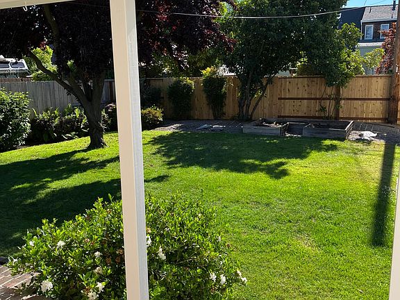 3rd image of 206 S Fairmont Ave