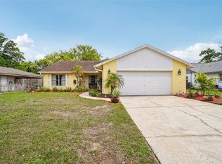 17803 Sunrise Dr, Lutz, FL 33549