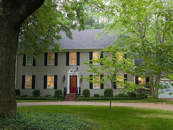 2nd image of 139 Deer Path Ln