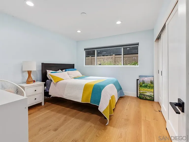 8383 Cliffridge Ln — Photo 17