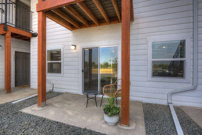 Poudre Trails Apartments — Photo 31
