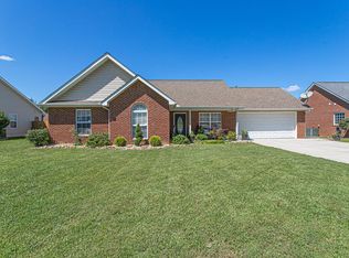 4545 Waldon Pond Ln, Corryton, TN 37721
