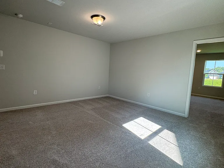 721 Branthurst Dr — Photo 17