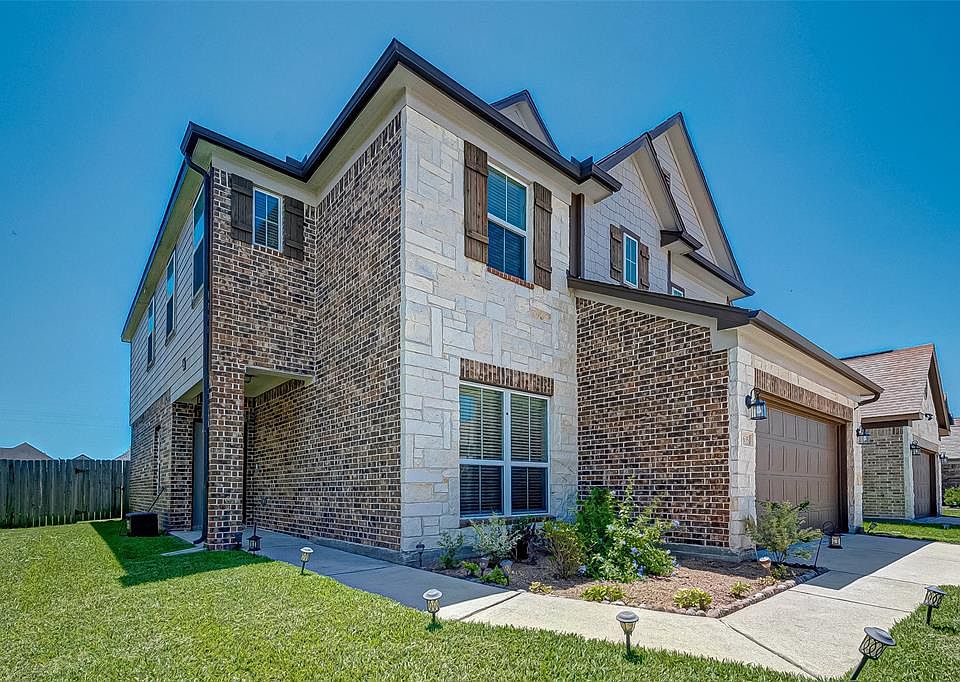 1st image of 2635 Tucker Creek Dr