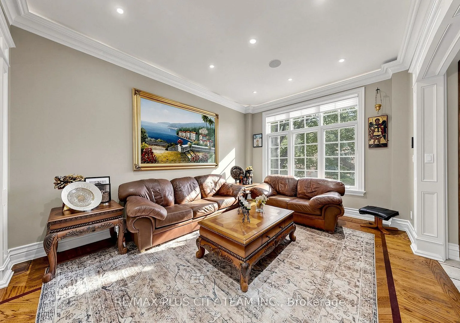 7 bed, $9,750 — Photo 3