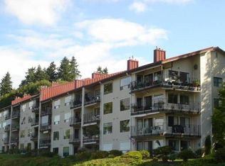 904 E Bay Dr NE APT 301, Olympia, WA 98506
