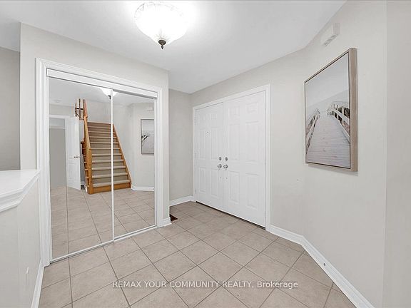 5th image of 129 Colombo Cres