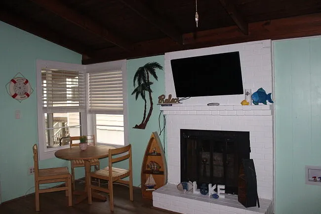 2 bed, 1.0 bath, $1,725 — Photo 4