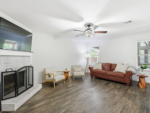 4th image of 1623 Spinnaker Way